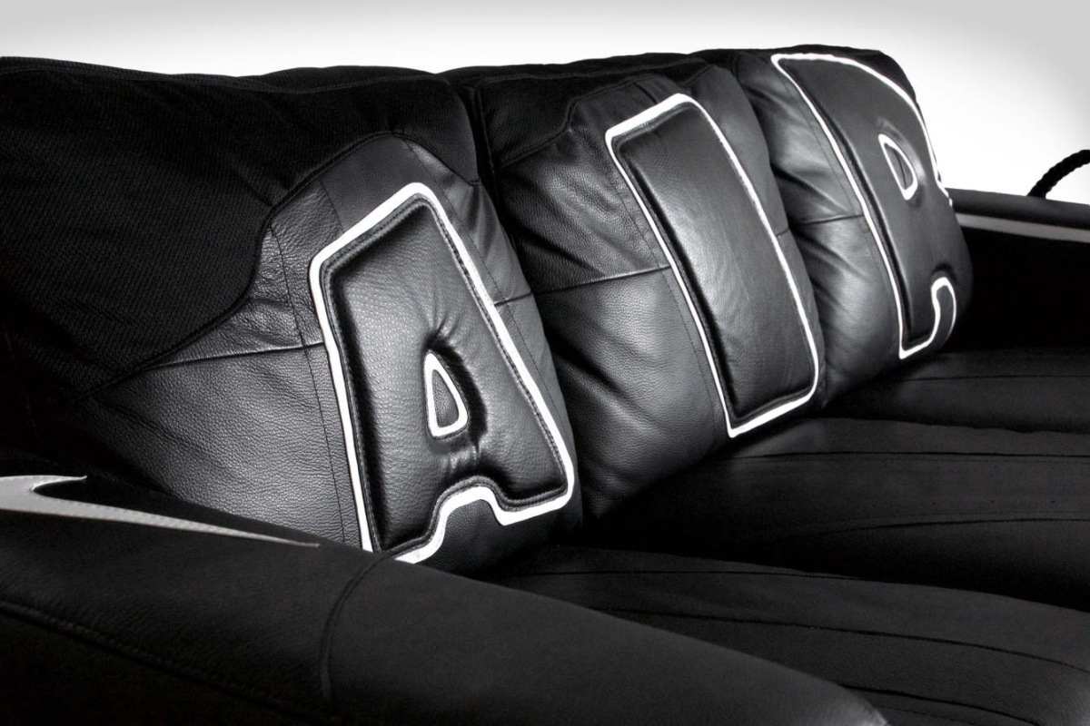 Uptempo couch